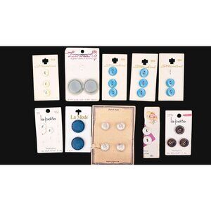 Vintage Buttons On Card Assorted Streamline La Mode LaPetite Lansing Luckyday